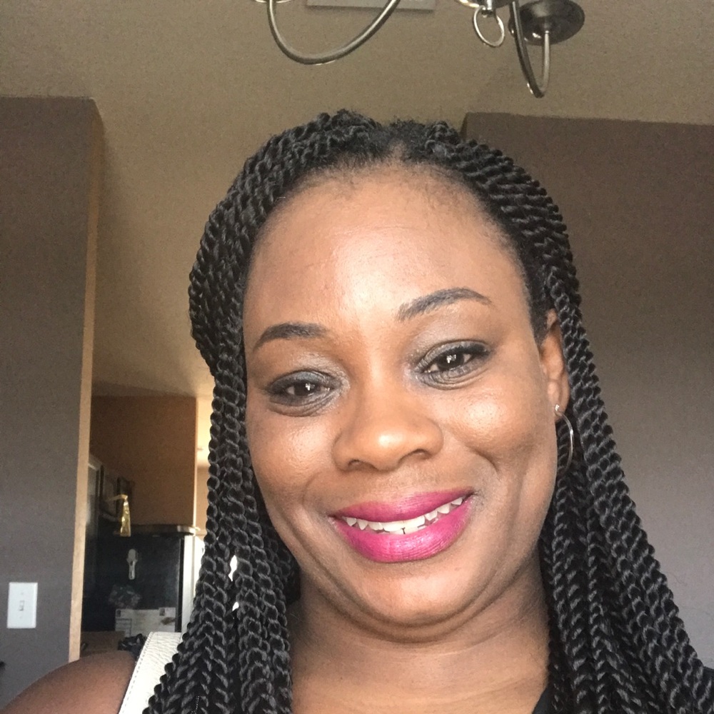 Meet your Posher, Carla