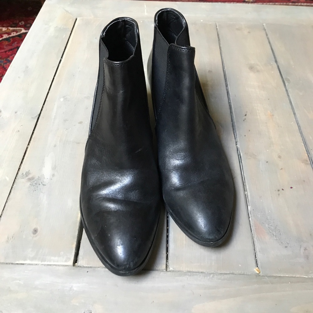Black heeled ankle boots