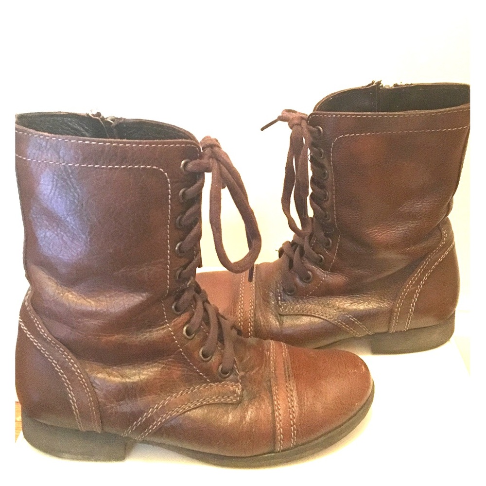Women's Steve Madden Troopa Lace-Up Booties Size 6