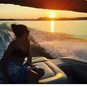 Meet your Posher, Becky