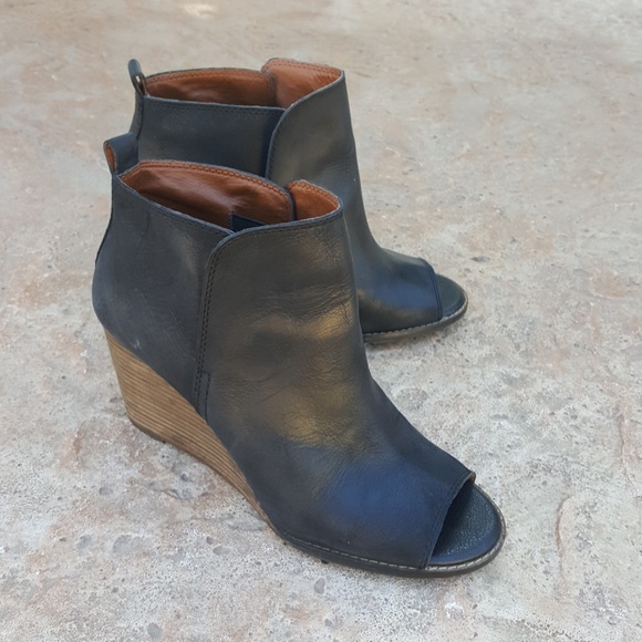 Lucky Brand Shoes - Lucky Brand Black Wedges Ankle Booties 10 40