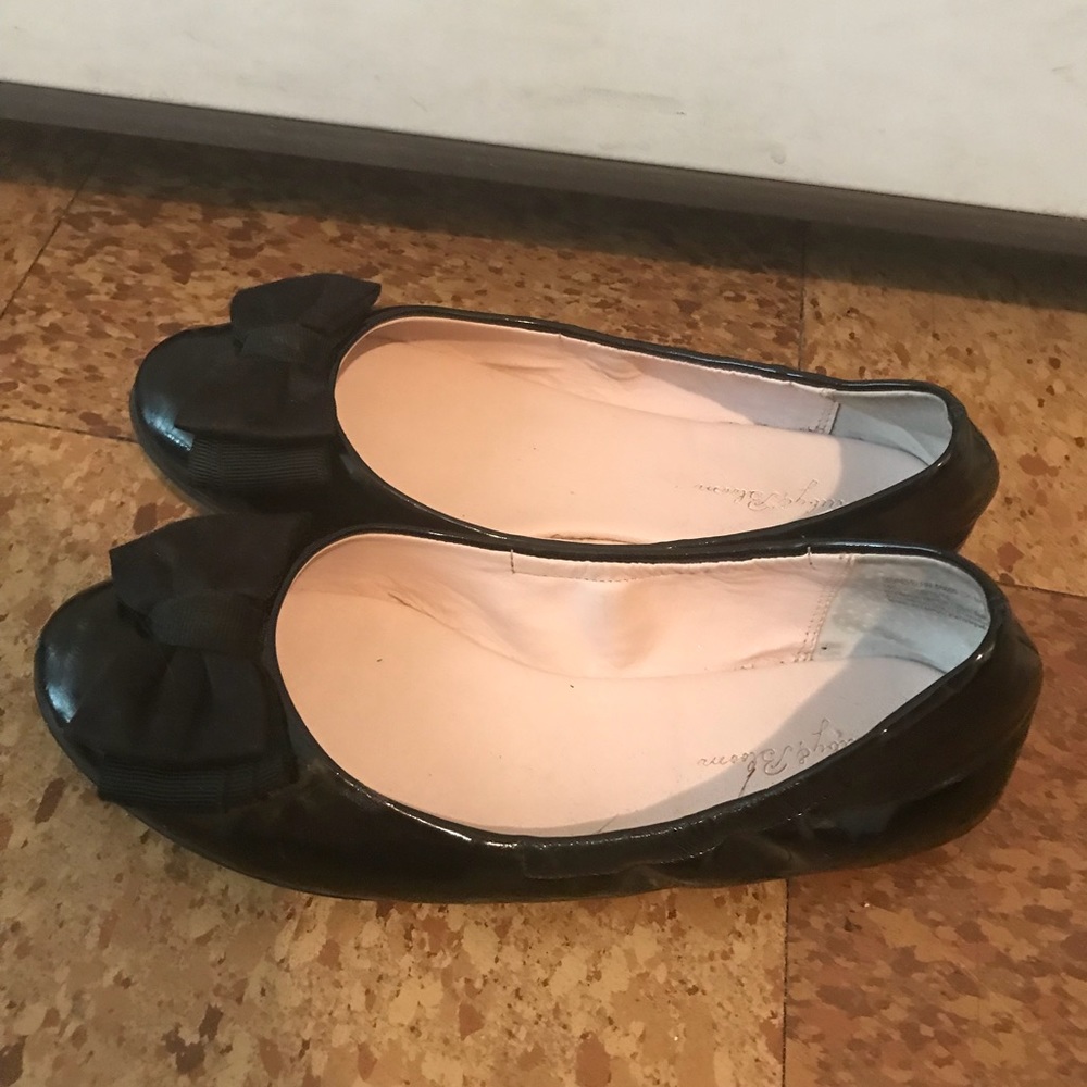 Girls shoes