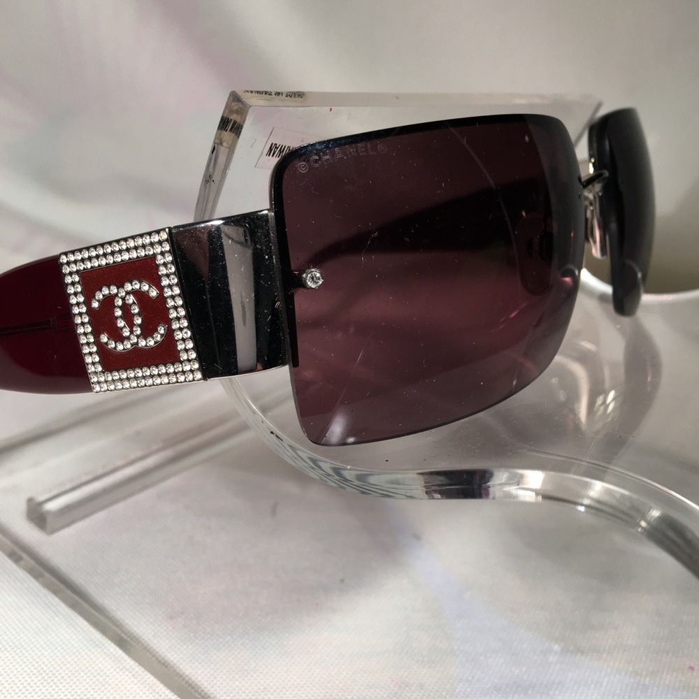 Chanel sunglasses Authentic 4095-B