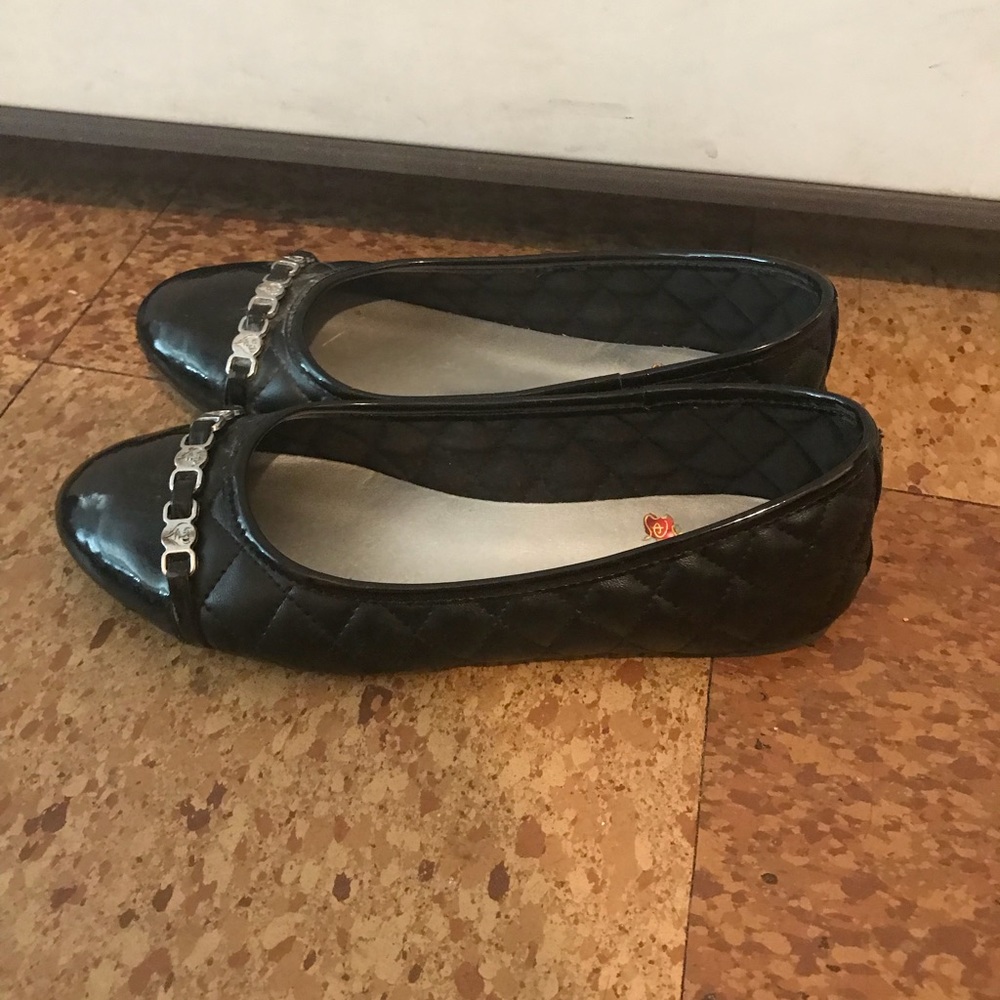 Girls shoes