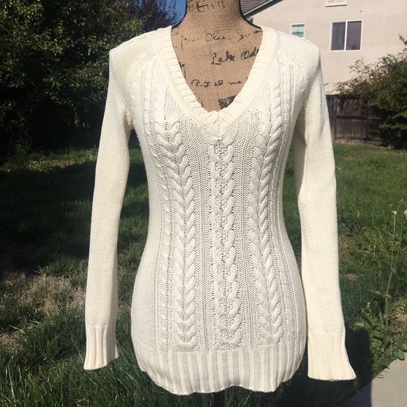 Aeropostale Sweaters - Cream colored cable knit v-neck sweater