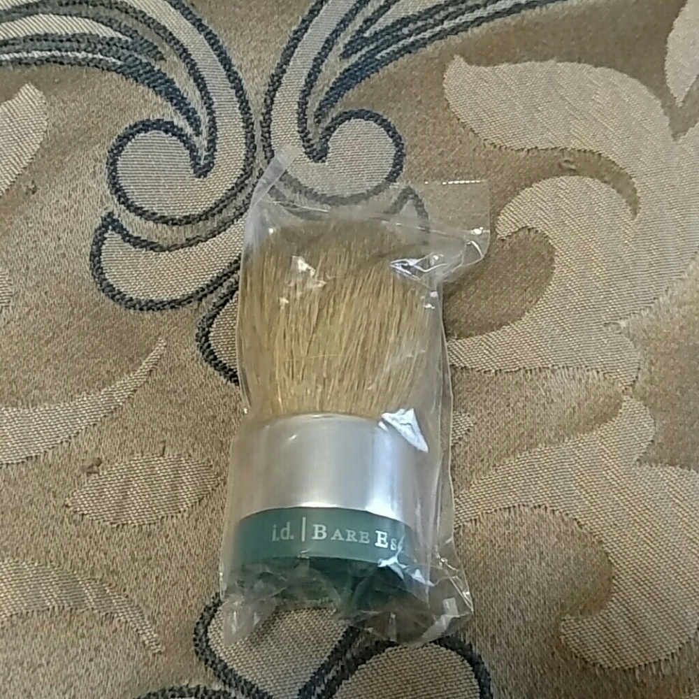 bareMinerals Kabuki Light Brush