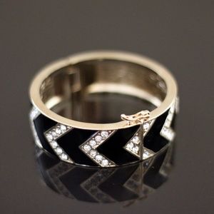 🛑 SOLD on another site - NWOT Ann Taylor Bracelet