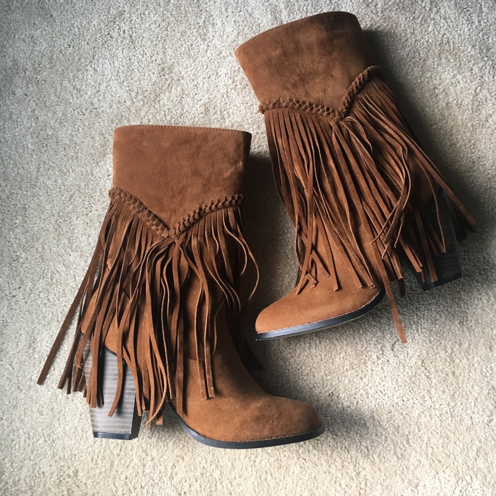 Fringe suede boots