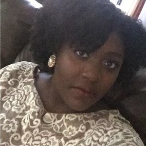 Meet your Posher, Fania