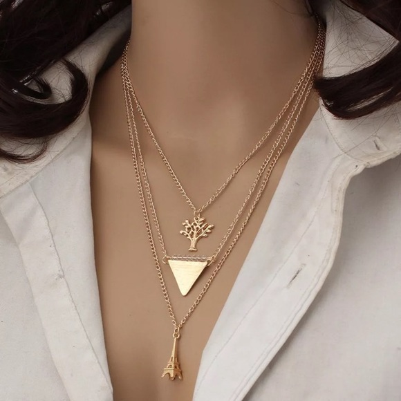 Jewelry - 2 for $15 Layered gold chain pendant necklace