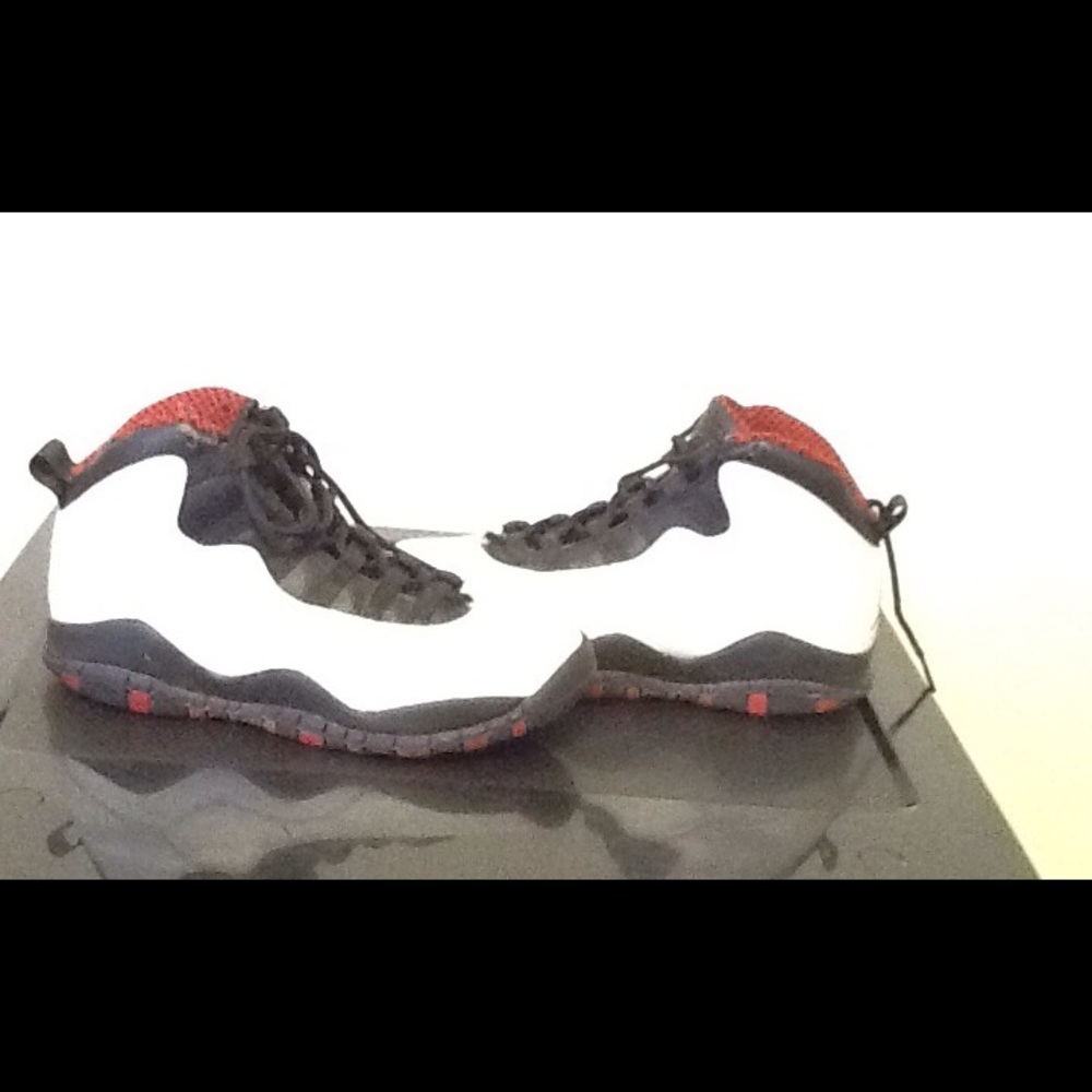 Air Jordan 10 Retro (Bulls)