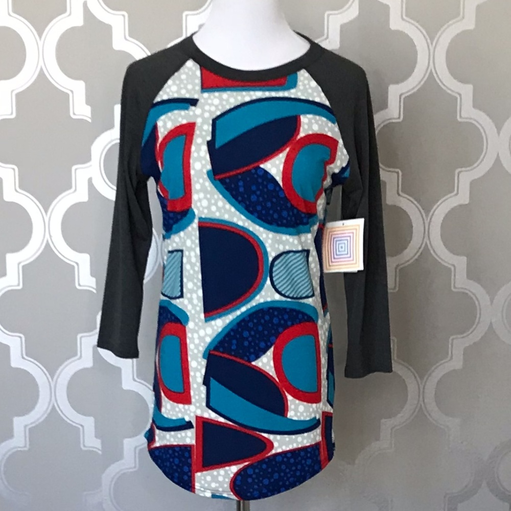 NWT XS LuLaRoe Randy T BRAND NEW!!