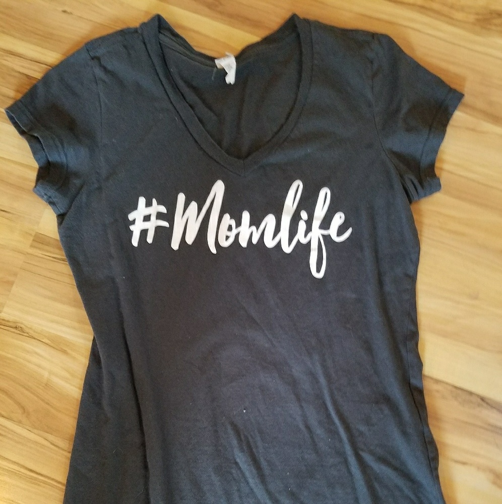 #momlife t shirt