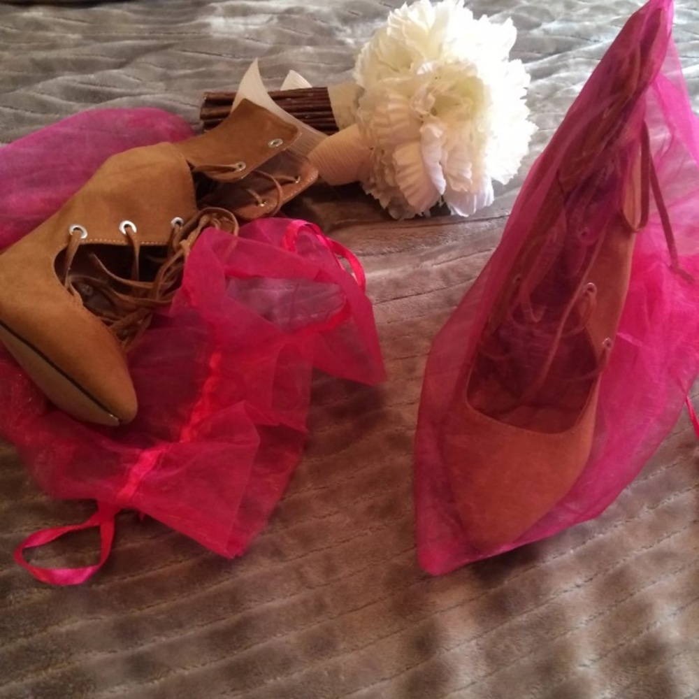 Lola shoetique high heels