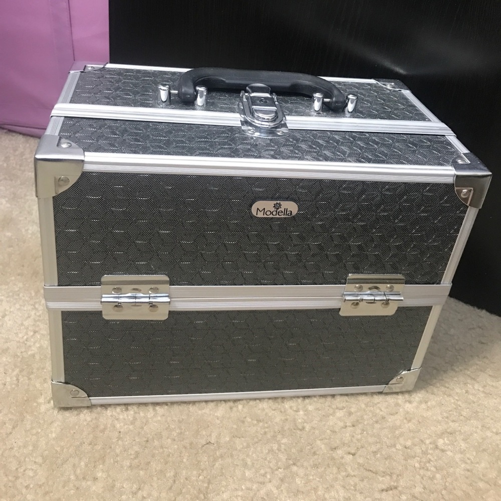 Modella Make-up box!