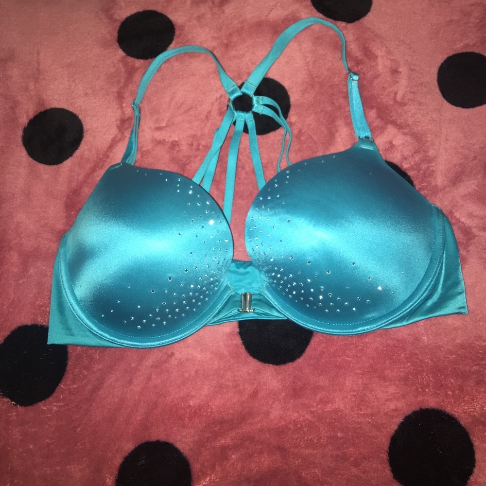 Victoria’s Secret push-up bra