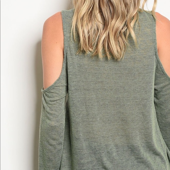 🎉SALE🎉✨Olive Cold Shoulder Top✨ - Picture 3 of 3