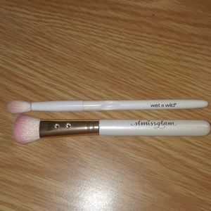 Small Contour and Crease Brush