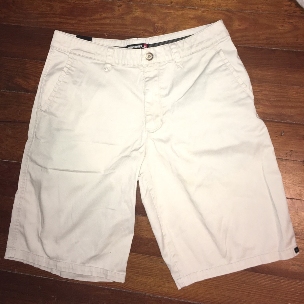 Quicksilver khaki shorts