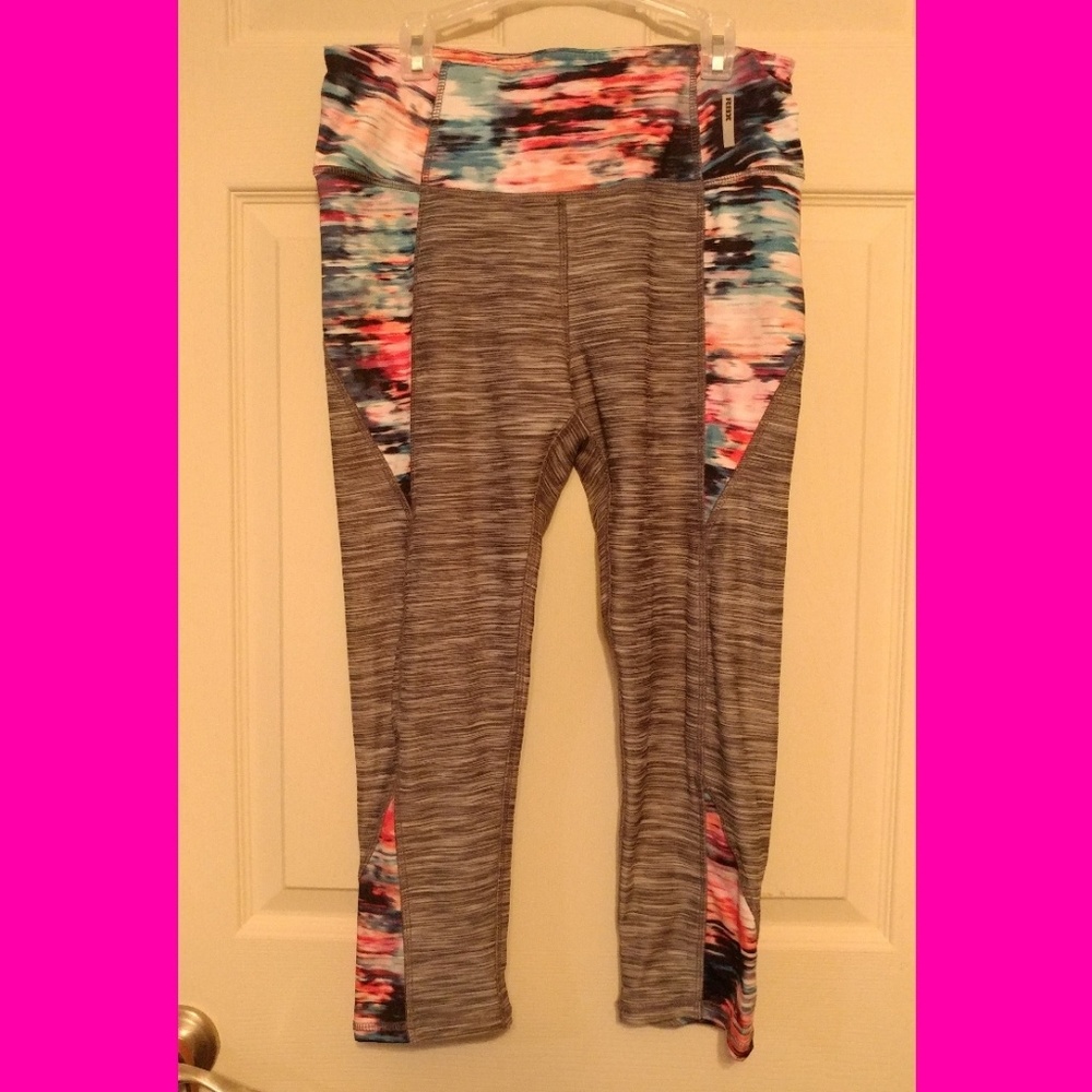 ***SOLD***Reebok leggings