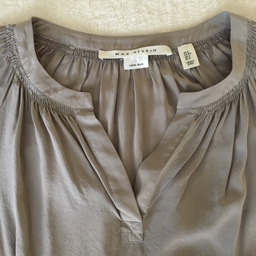 Max Studio, 100% Silk Peasant Top--Gray