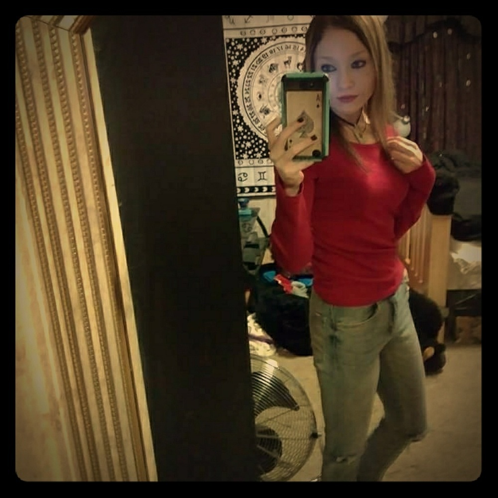 Meet your Posher, Hannah