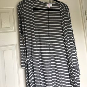 Lularoe grey and white Sarah