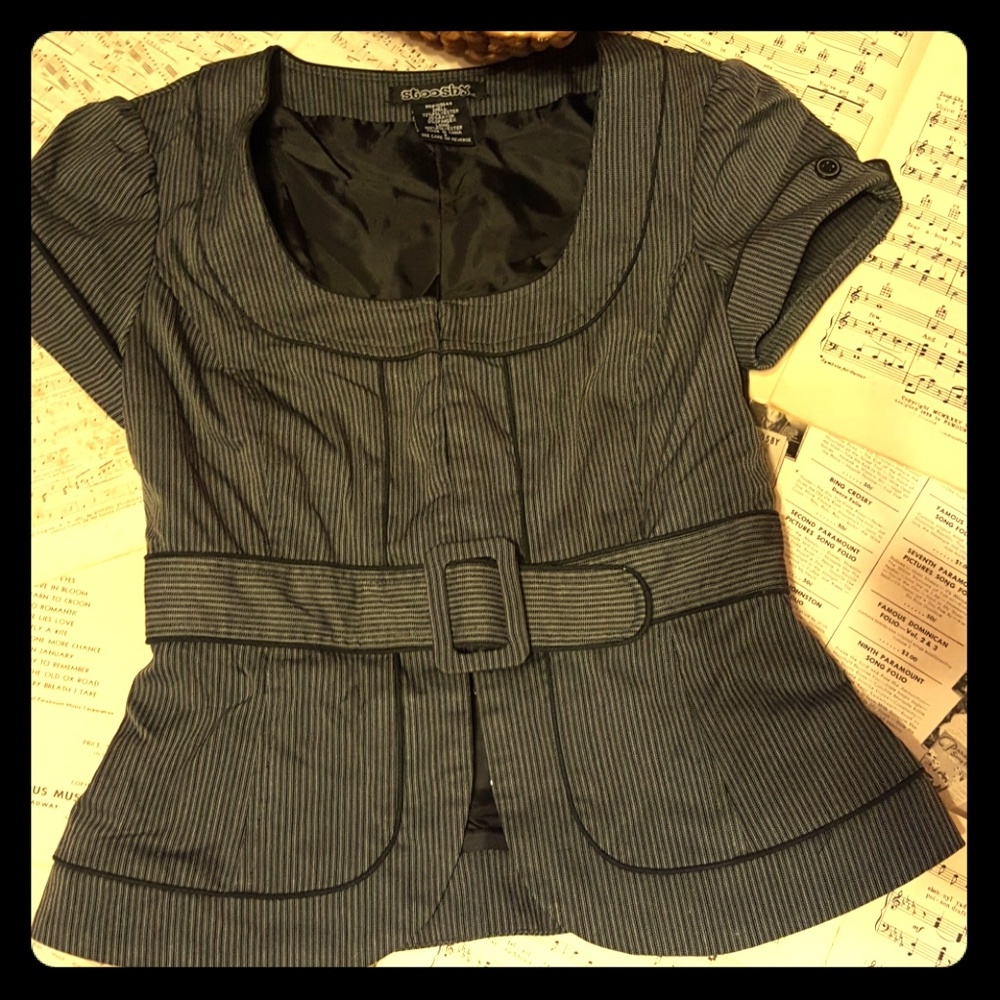 Short sleeve jacket