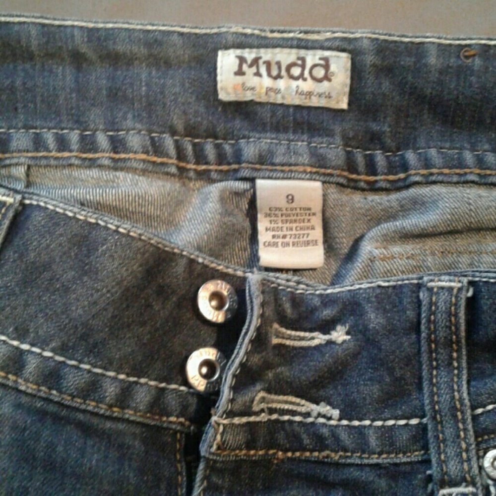 Shorts - Picture 2 of 2