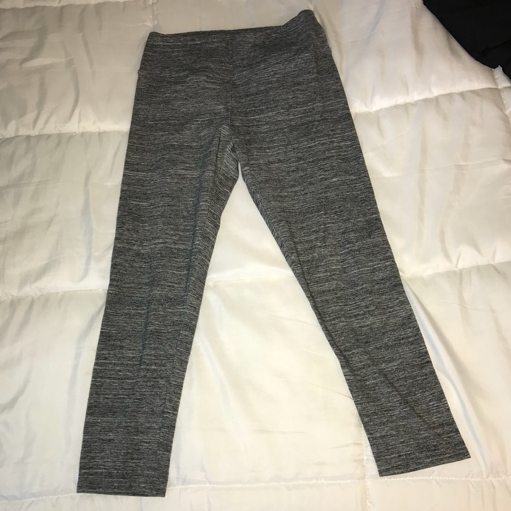 American Eagle Cropped Leggings