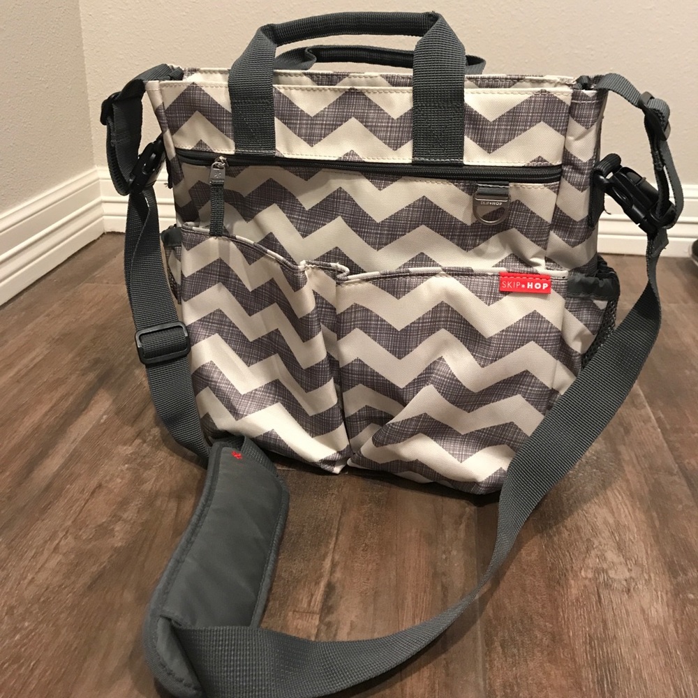 Like new SKIPHOP Diaper bag