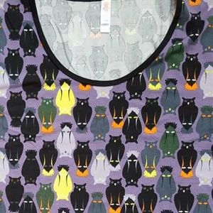 BNWT Owl Lularoe Classic Shirt (medium) Halloween