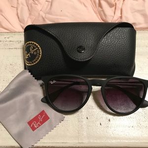 Authentic Ray-Bans! Case included.