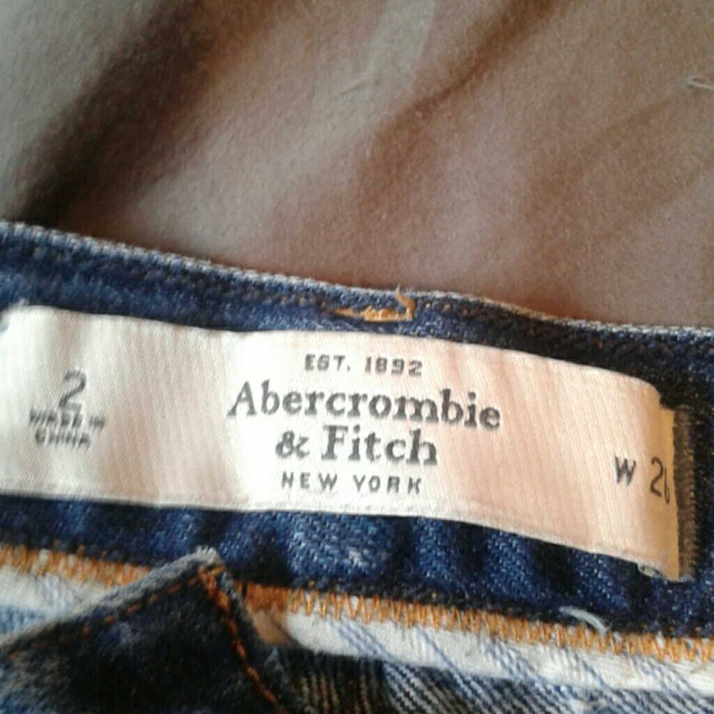 Shorts - Picture 4 of 4