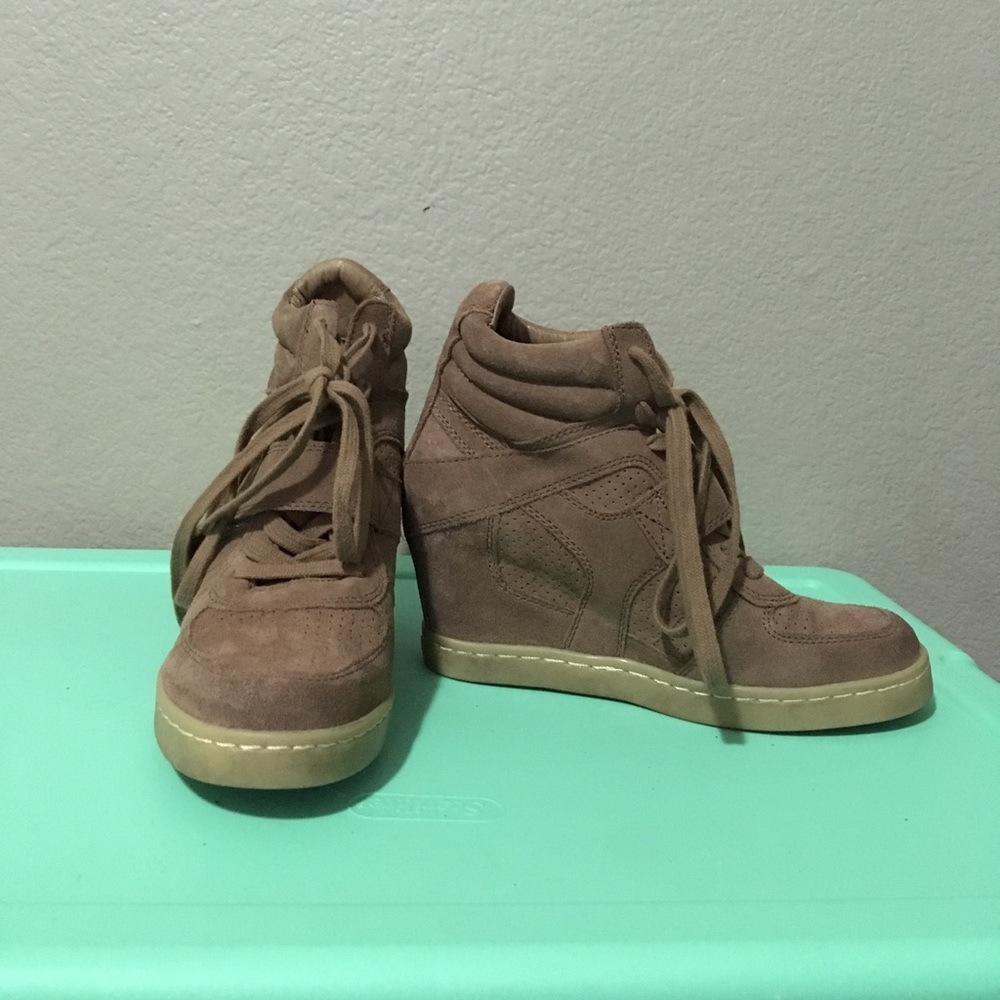 Wedges - Picture 8 of 8