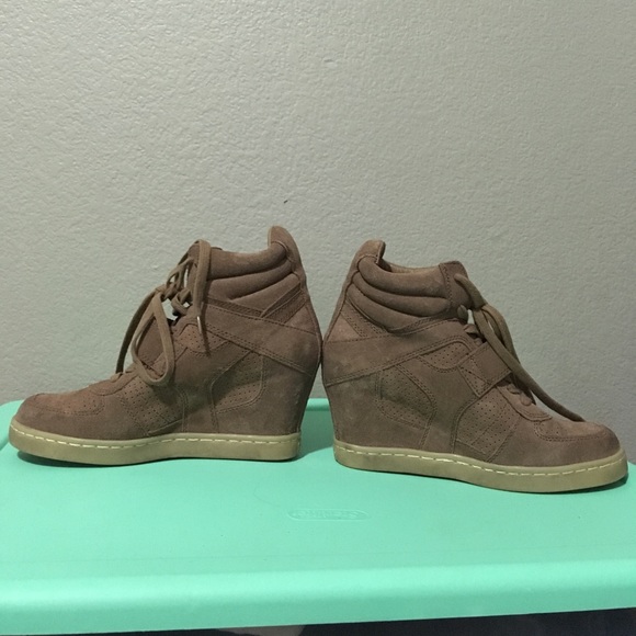 Wedges - Picture 6 of 8