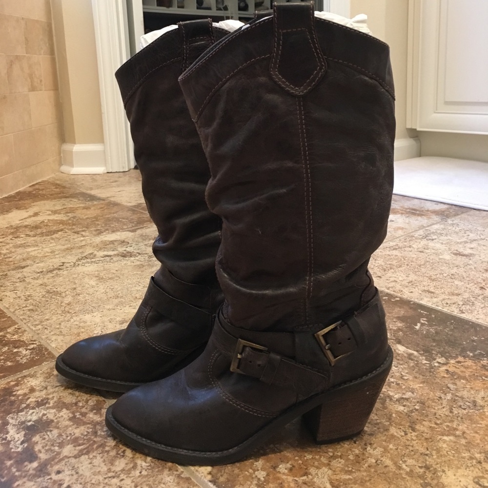 Steve Madden brown leather boots size 7