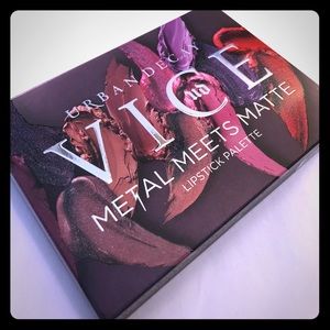 URBAN DECAY Vice Metal Meets Matte Lip Palette