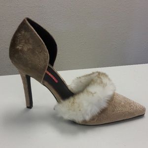 NWT Tan faux fur high heel pumps