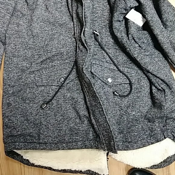 Jacket - Picture 3 of 5