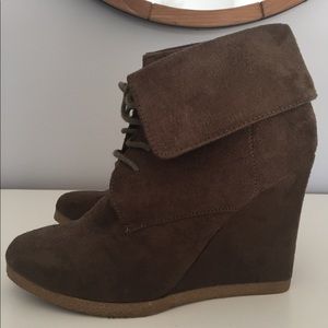 Mossimo Wedge