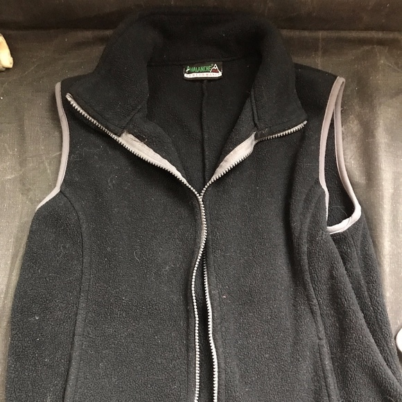 Black Winter Vest - Picture 1 of 1