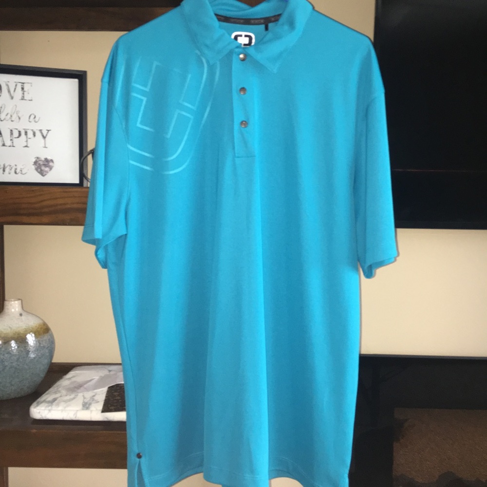 Men's polo