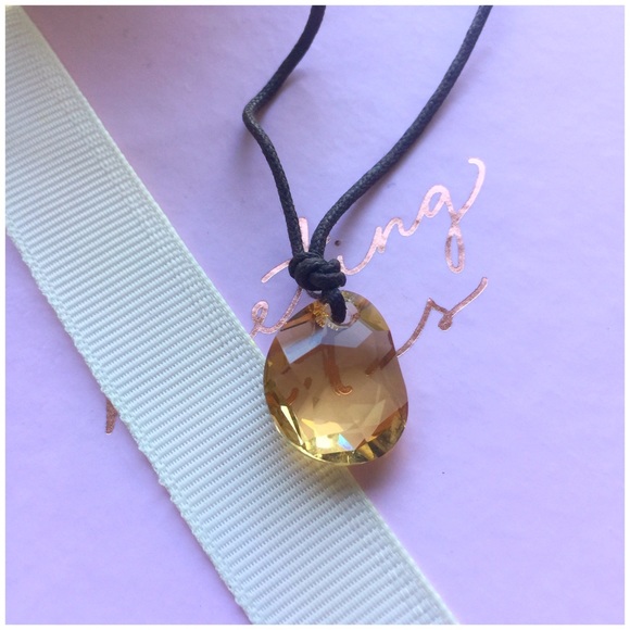 SWAROVSKI PENDANT ๐ - Picture 4 of 8