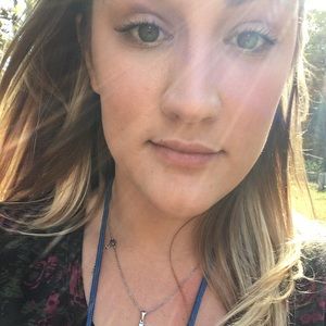 Meet your Posher, Bethany