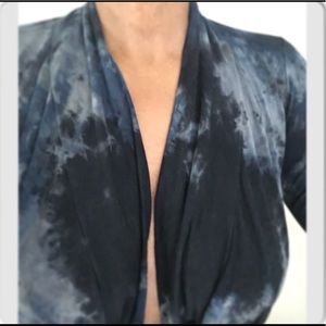 SEXY! Navy tie dyed long sleeved open front top
