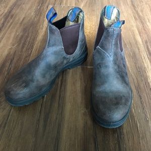 Blunddstone boots