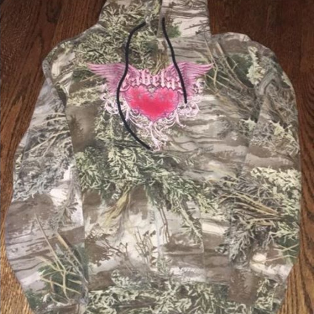 Cabelas sweatshirt