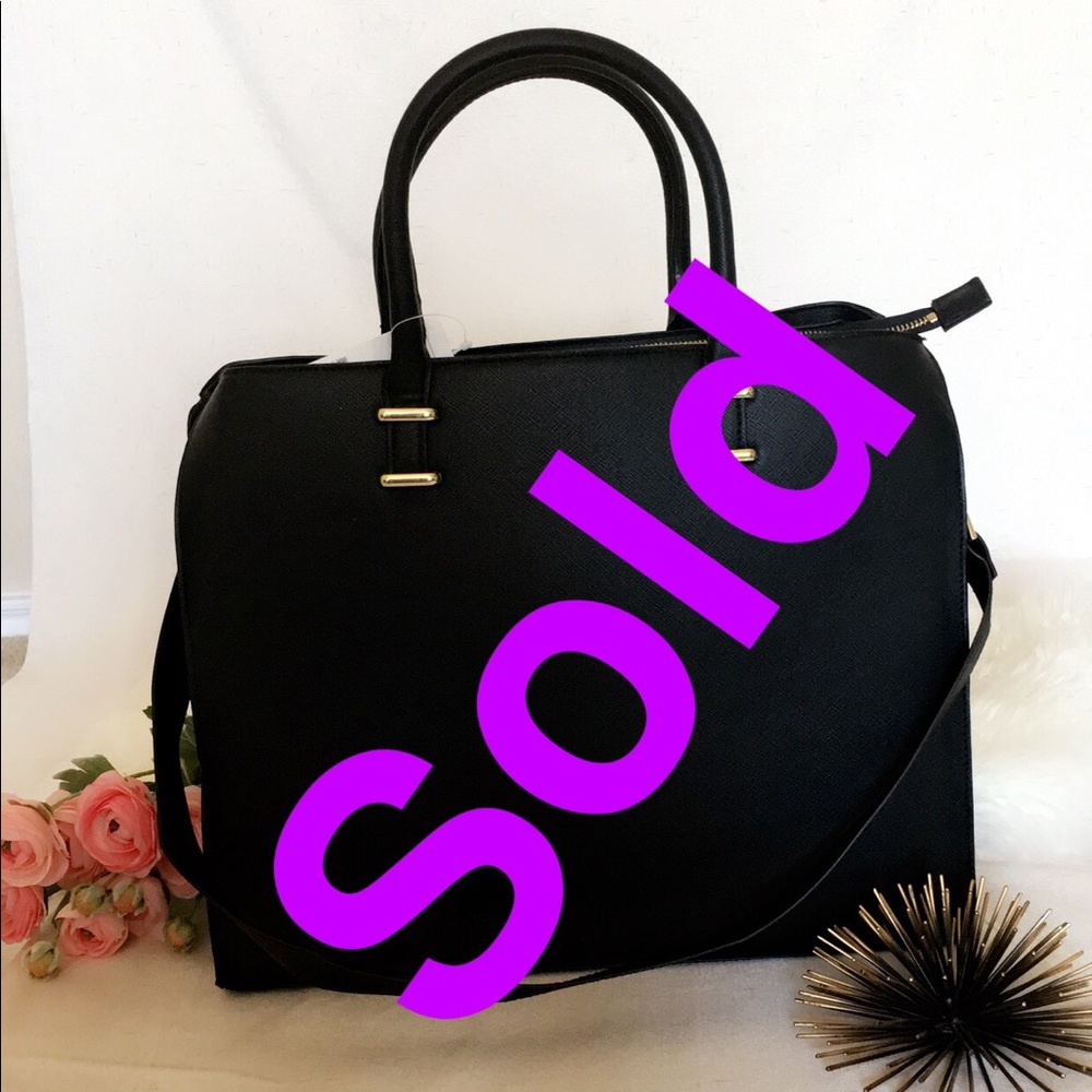 Black purse