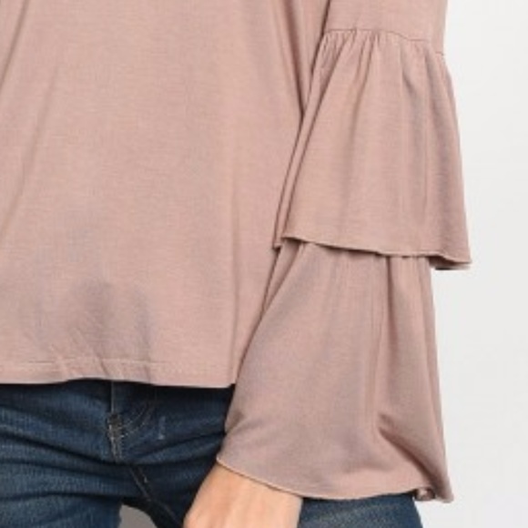 TAUPE TOP RUFFLED SLEEVES - Picture 3 of 3